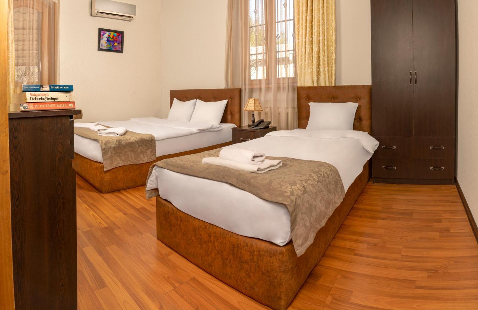 Valeria Hotel Tbilisi Ngoại thất bức ảnh