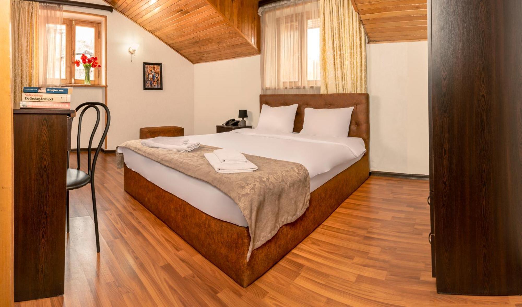Valeria Hotel Tbilisi Ngoại thất bức ảnh