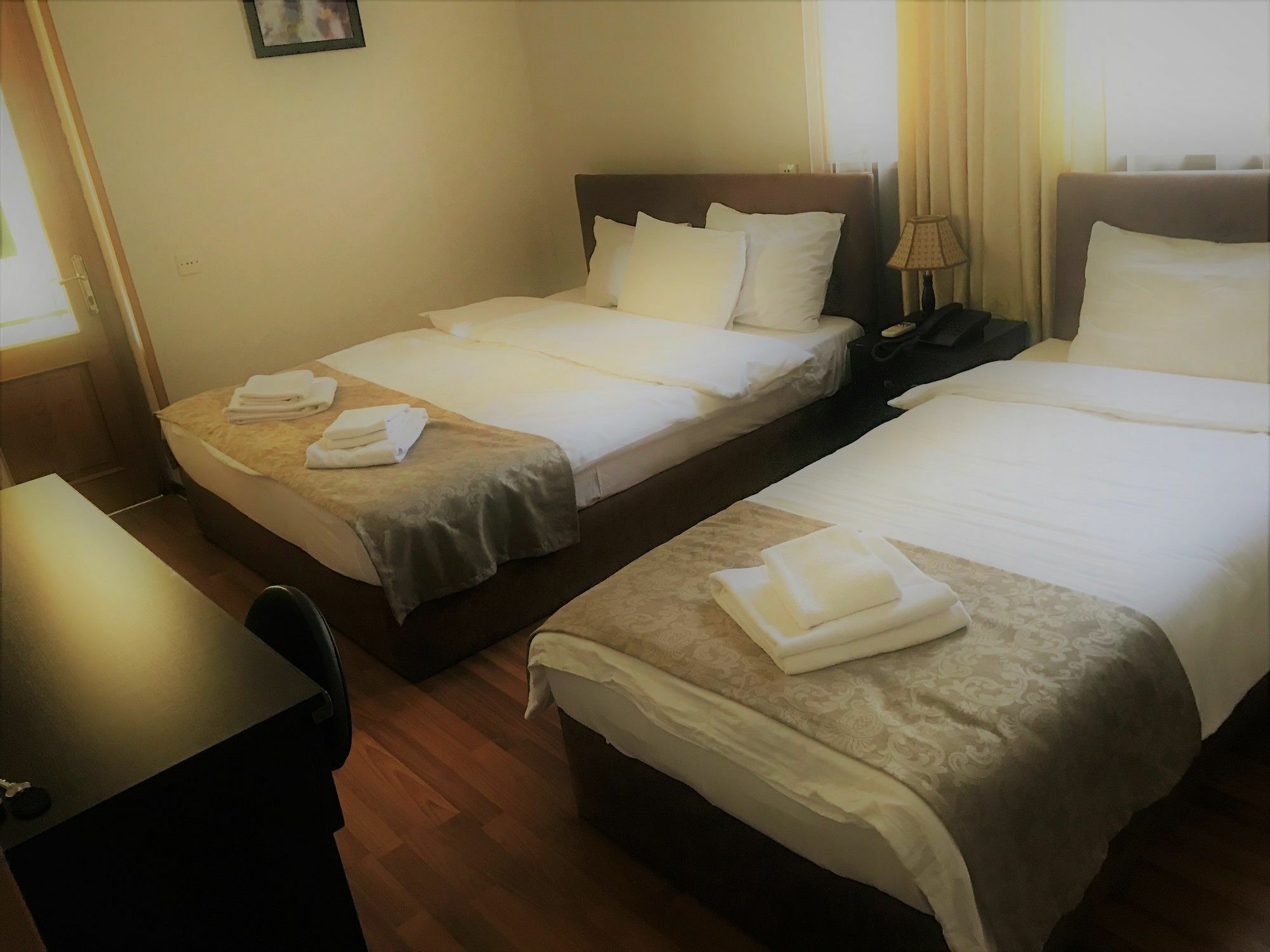 Valeria Hotel Tbilisi Ngoại thất bức ảnh